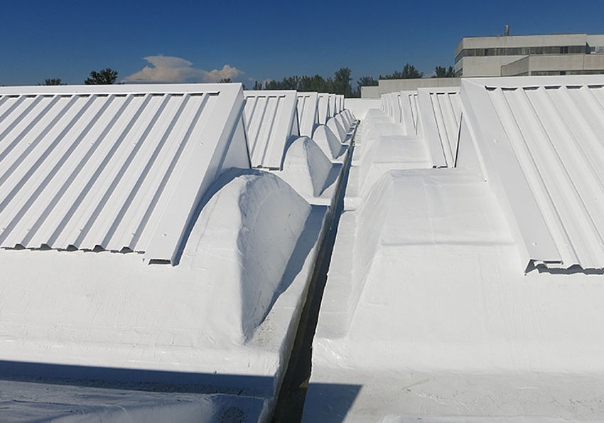 Thermoreflektierende Beschichtungen für Dächer 1 
Vernici termoriflettenti per tetti e coperture